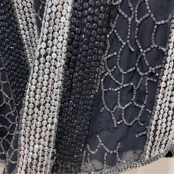 𝅺parker Black and silver sequins tunic size XS - Picture 7 of 7